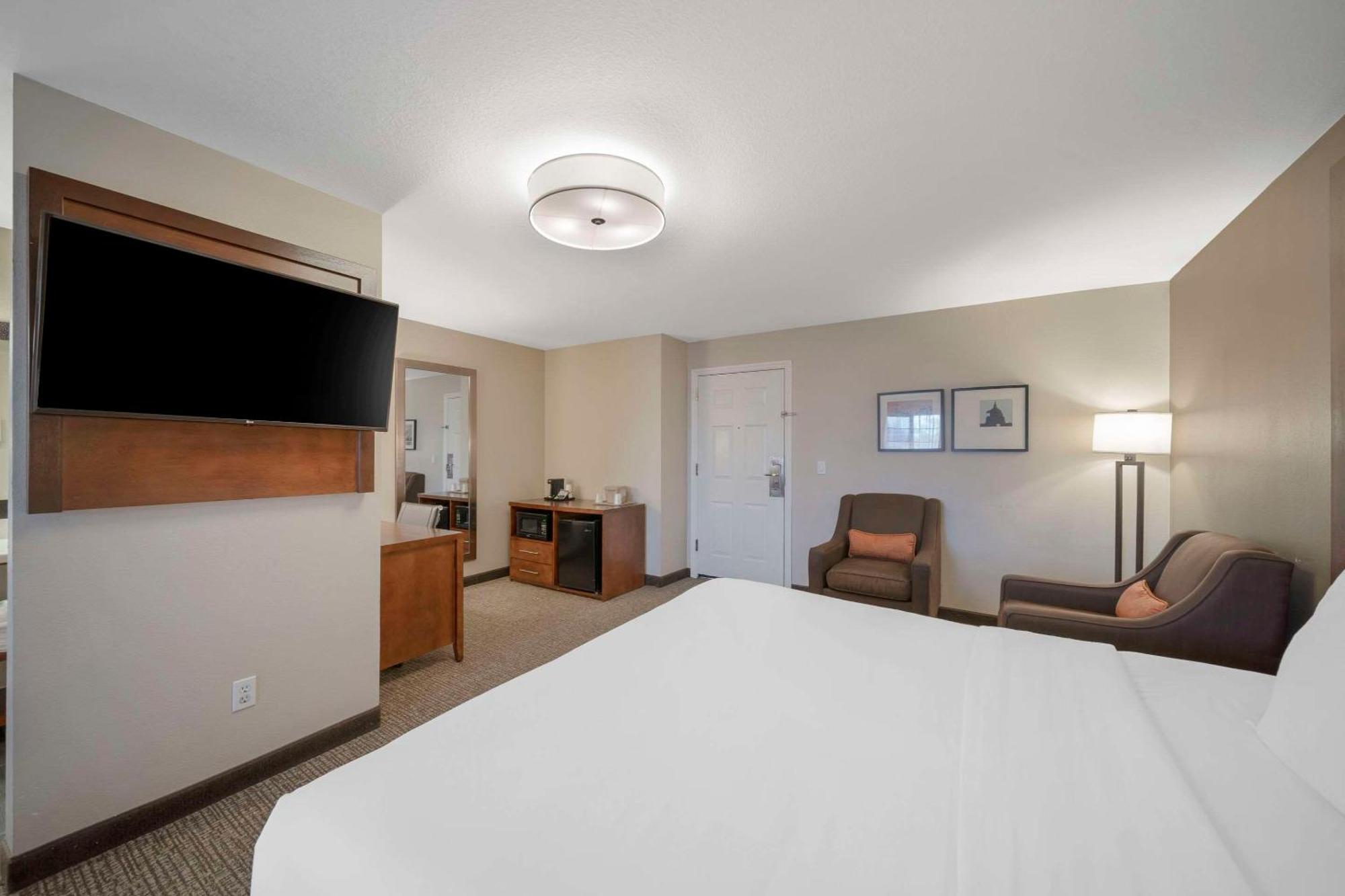 Comfort Suites Red Bluff Near I-5 Ngoại thất bức ảnh